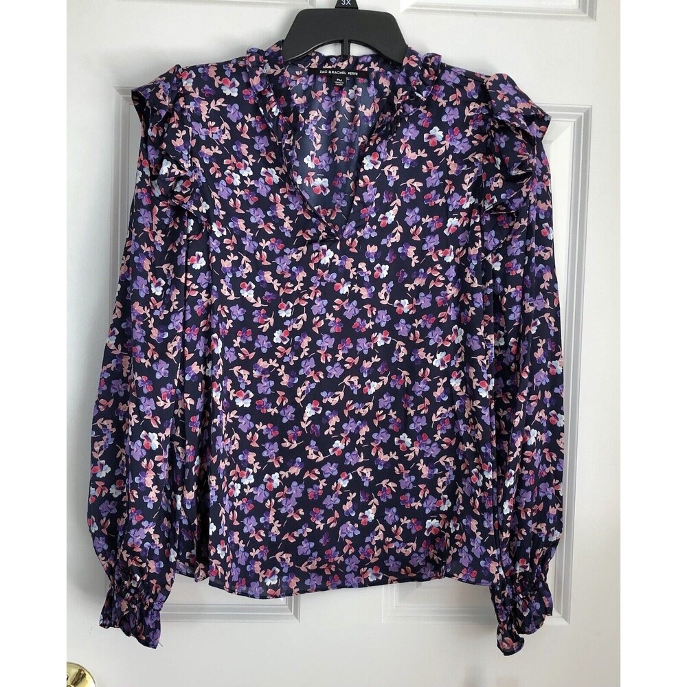 ZAC RACHEL TOP PETITE MEDIUM V NECK RUFFLE LONG SLEEVE FLORAL PULLOVER